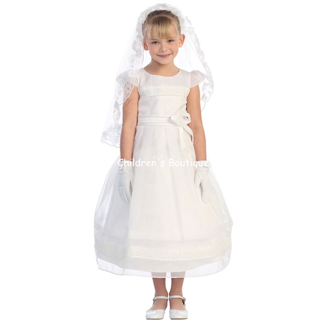 Communion Dress w/ Detailed sleeves and lace trim